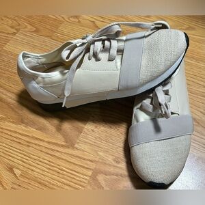Arezzo size 41 Beige Casual Sneakers